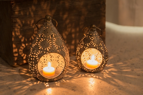 Teardrop lanterns - available in small ($27.50) and large ($34.95)... can be sat on a flat surface